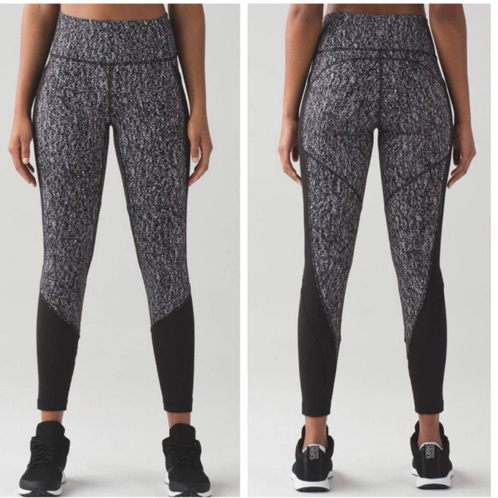 Lululemon Fit Physique Tight Black White Jacquard Mesh Panel Leggings Size 4/6